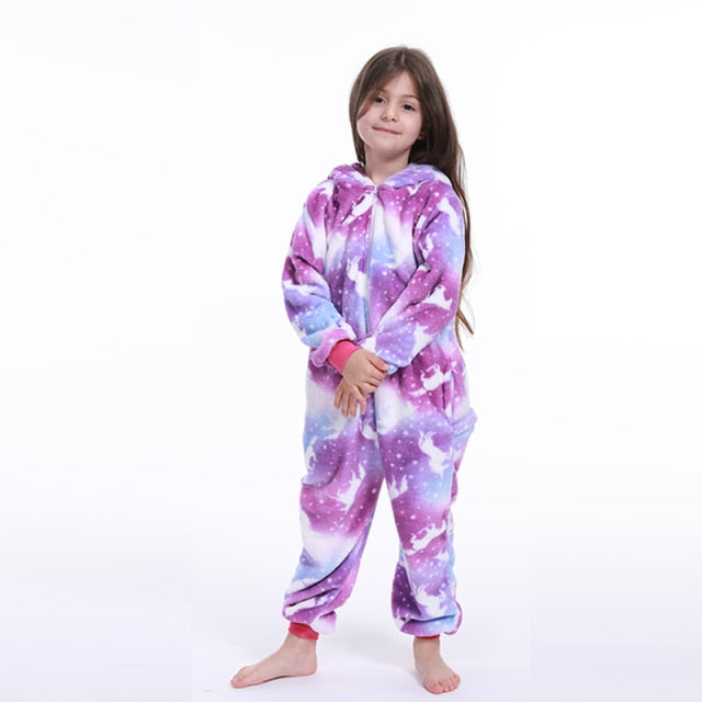 Pijamas divertidos estilo macacão para criança